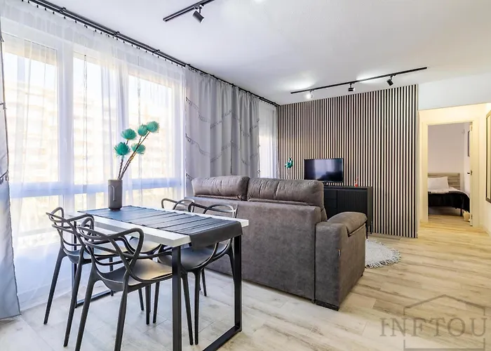 Inftour Apolo Iv Apartment *